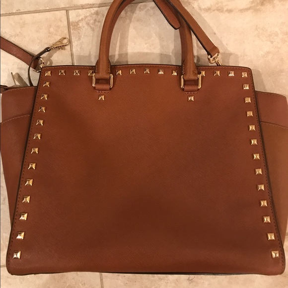 COPY - 💯 Authentic Michael KORS Beige Selma bag - Picture 2 of 8